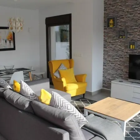 Вилла Luxurious Sleeps 6 With Private Pool Lm1 San Fulgencio